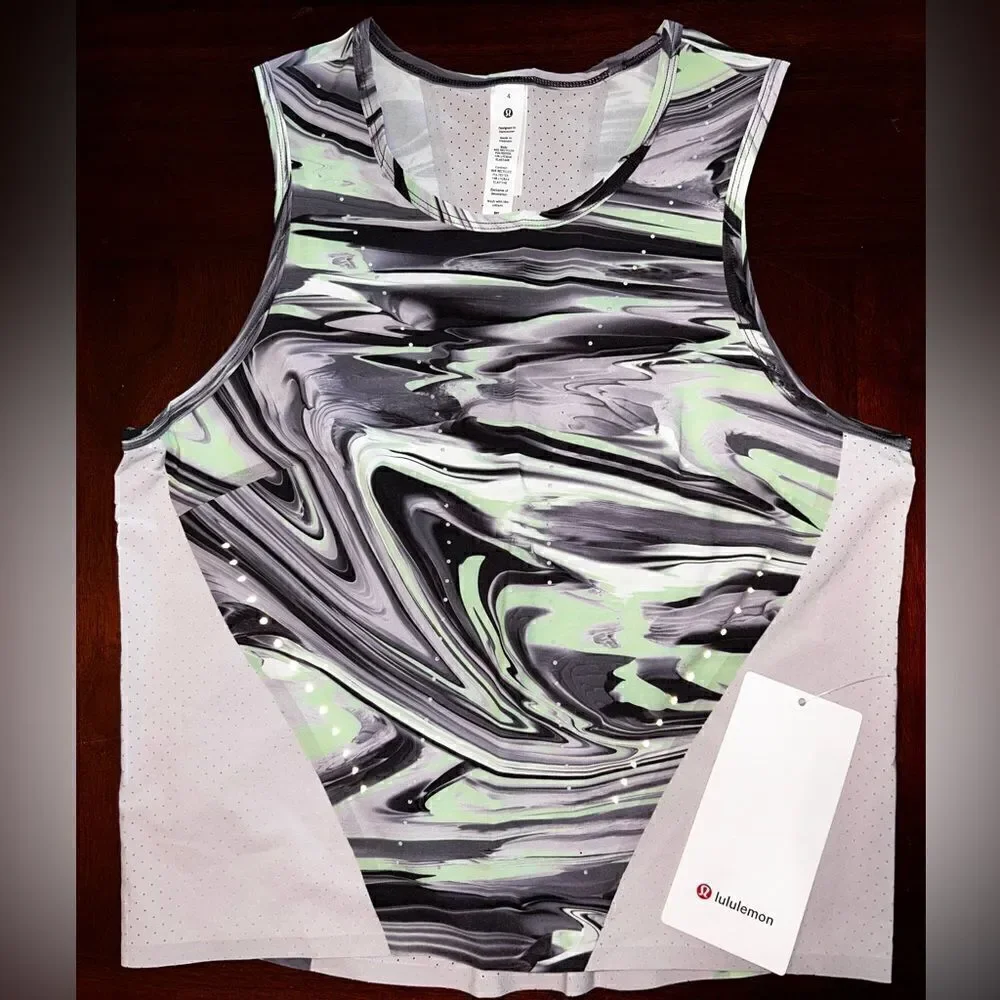 NWT Lululemon Swift Ventilated Running Tank Top- Paint Glide Warp/ Size 4